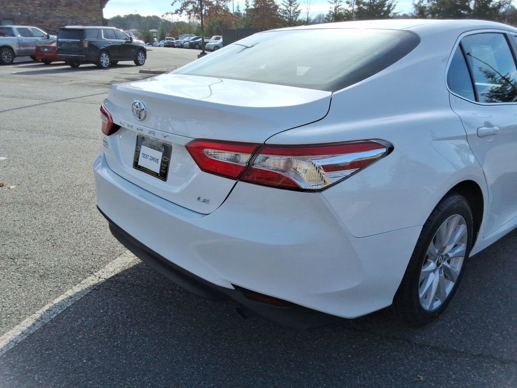 2018 Toyota Camry SE