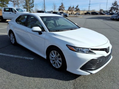 2018 Toyota Camry SE