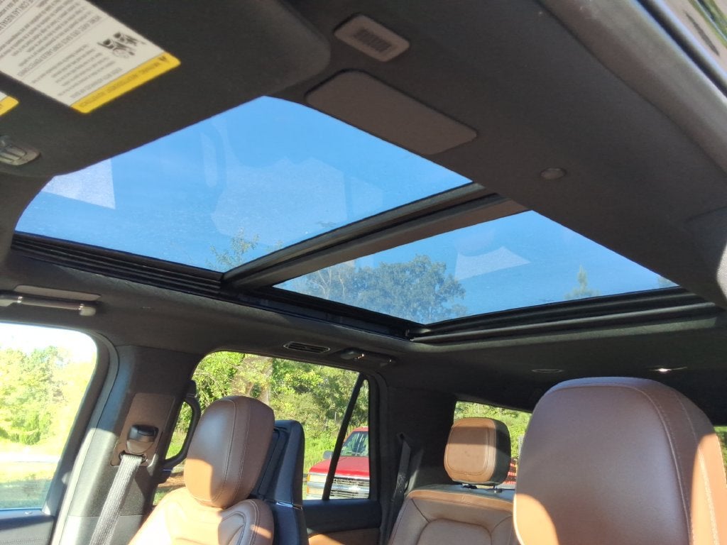 2023 Lincoln Navigator L Reserve