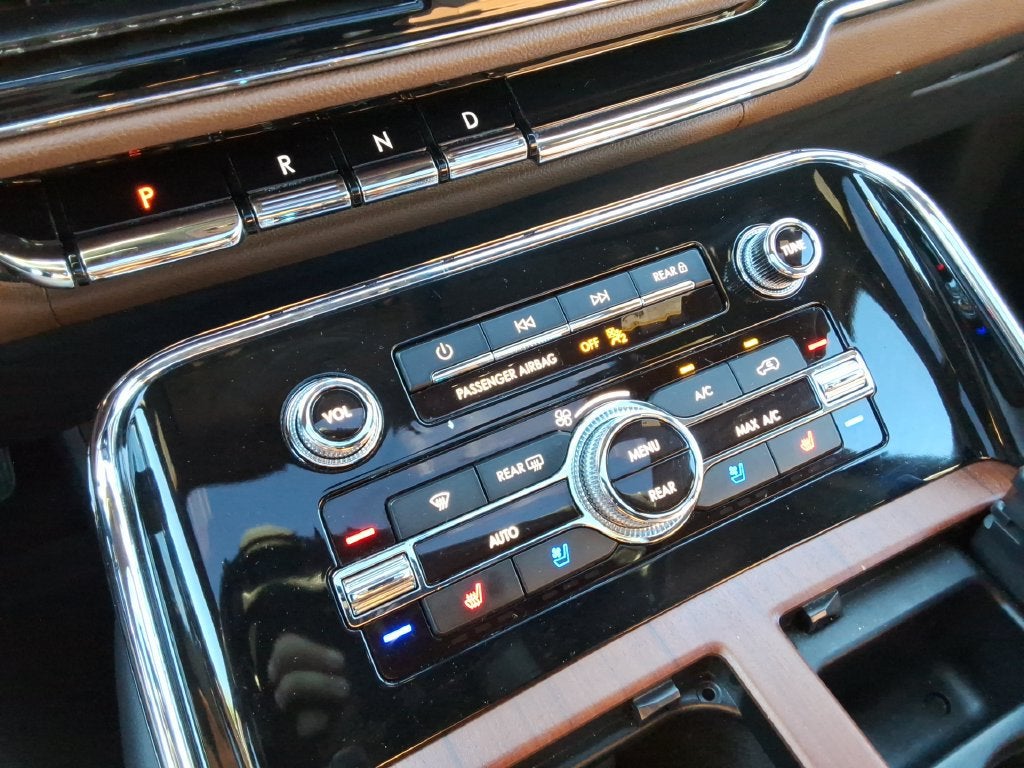 2023 Lincoln Navigator L Reserve