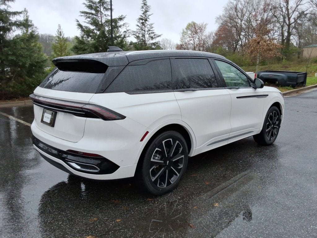 2024 Lincoln Nautilus Reserve