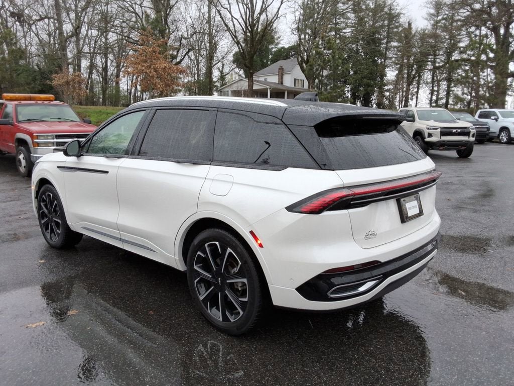 2024 Lincoln Nautilus Reserve