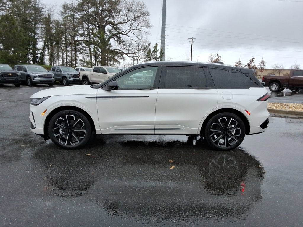 2024 Lincoln Nautilus Reserve