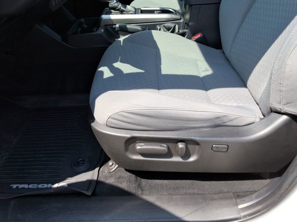 2021 Toyota Tacoma SR5 V6