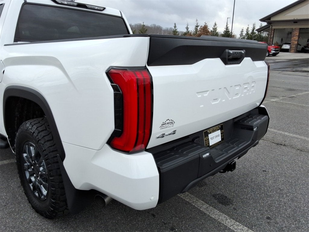 2025 Toyota Tundra SR5