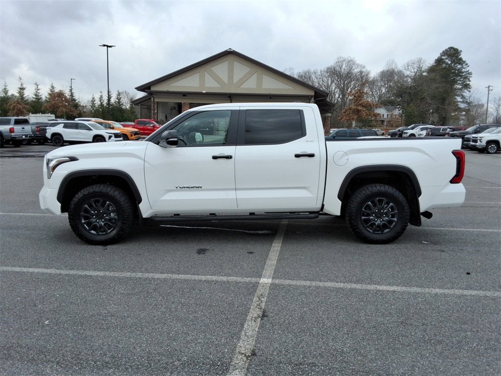 2025 Toyota Tundra SR5