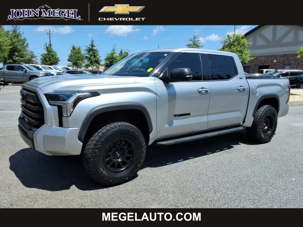 2022 Toyota Tundra SR5