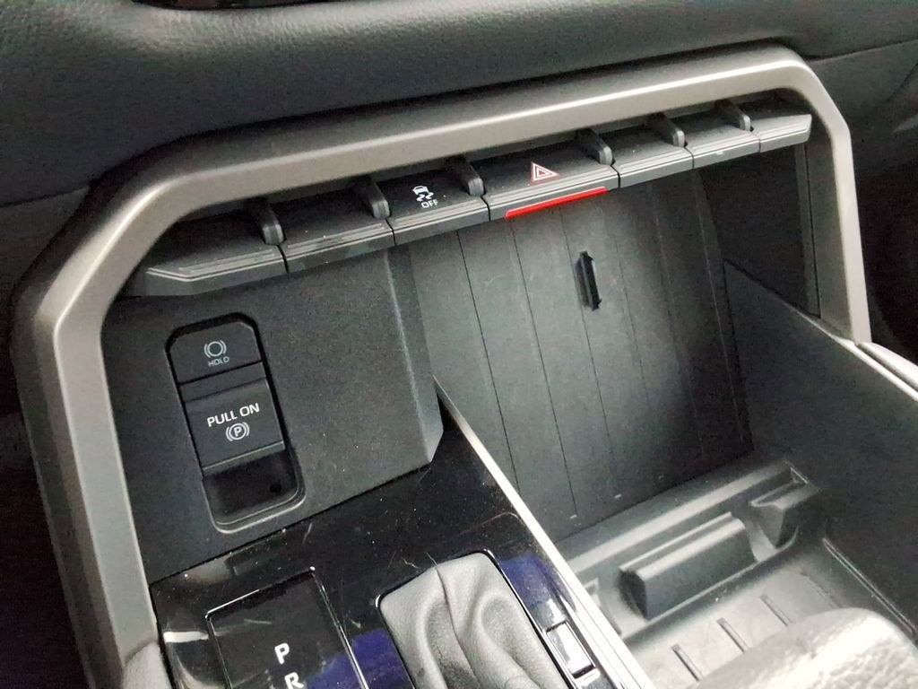 2024 Toyota Tundra Hybrid Platinum 4WD