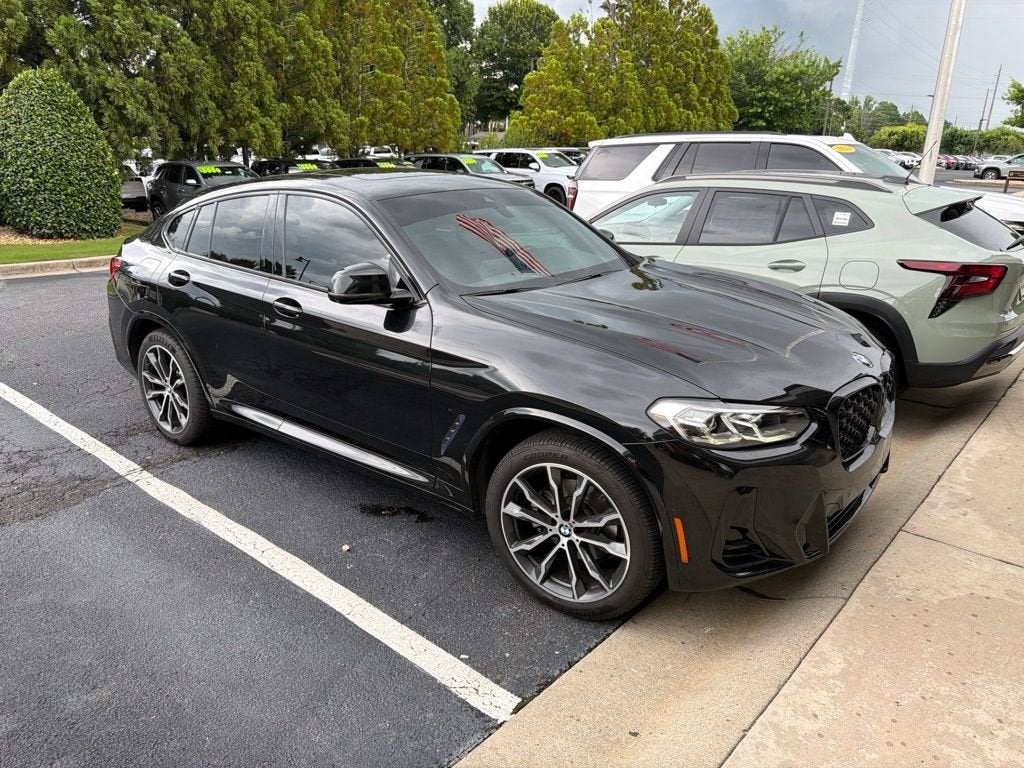 2022 BMW X4 xDrive30i