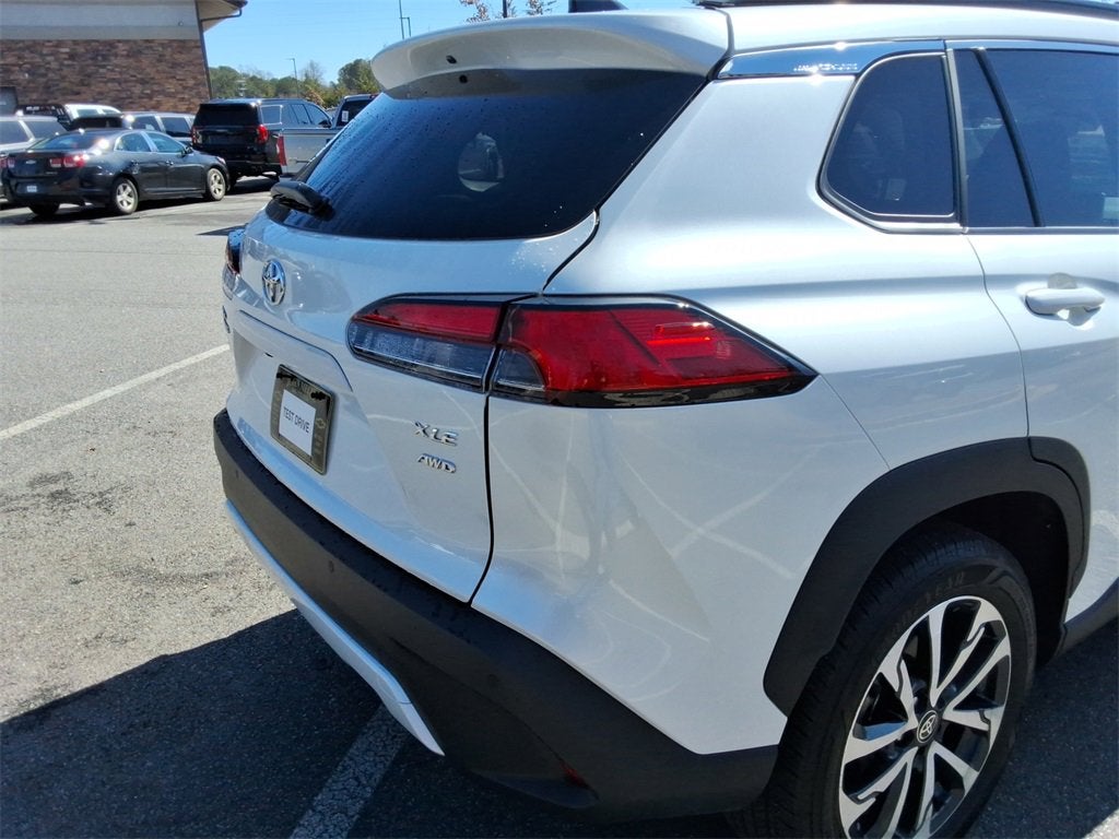 2025 Toyota Corolla Cross XLE