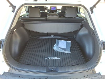 2025 Toyota Corolla Cross XLE