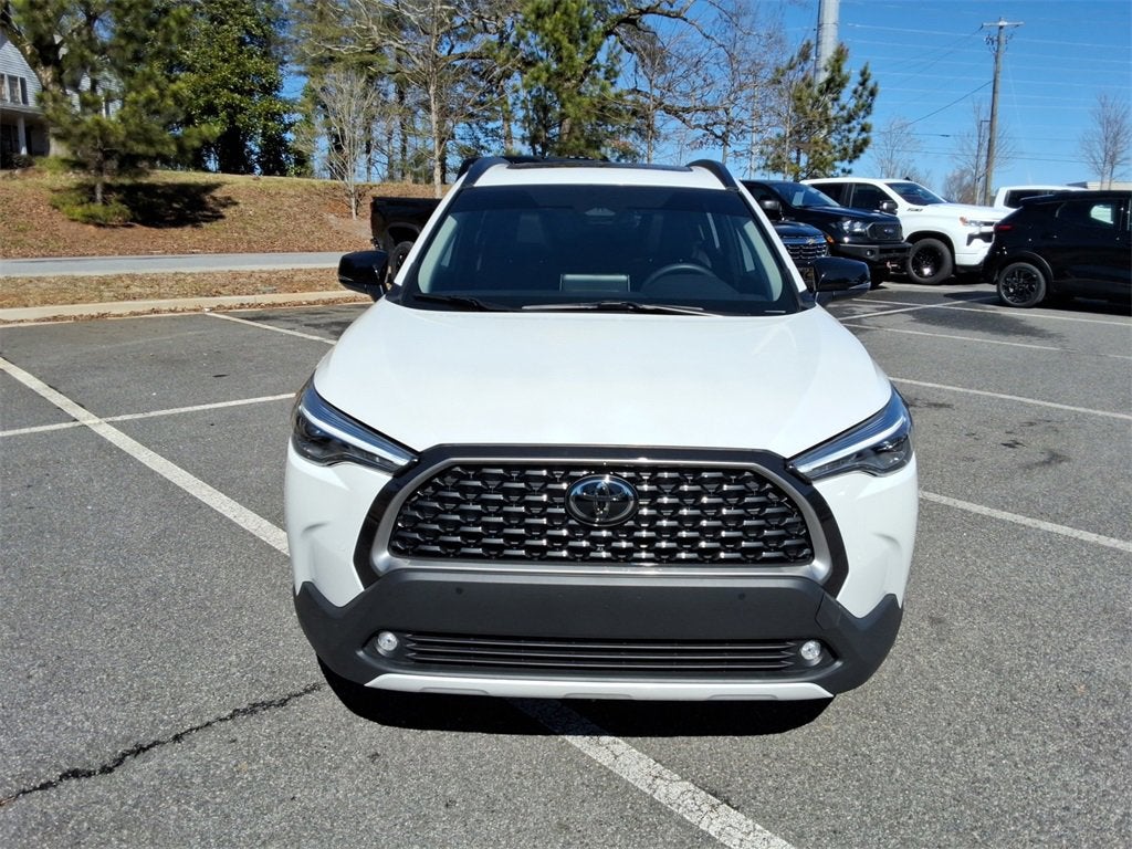 2025 Toyota Corolla Cross XLE