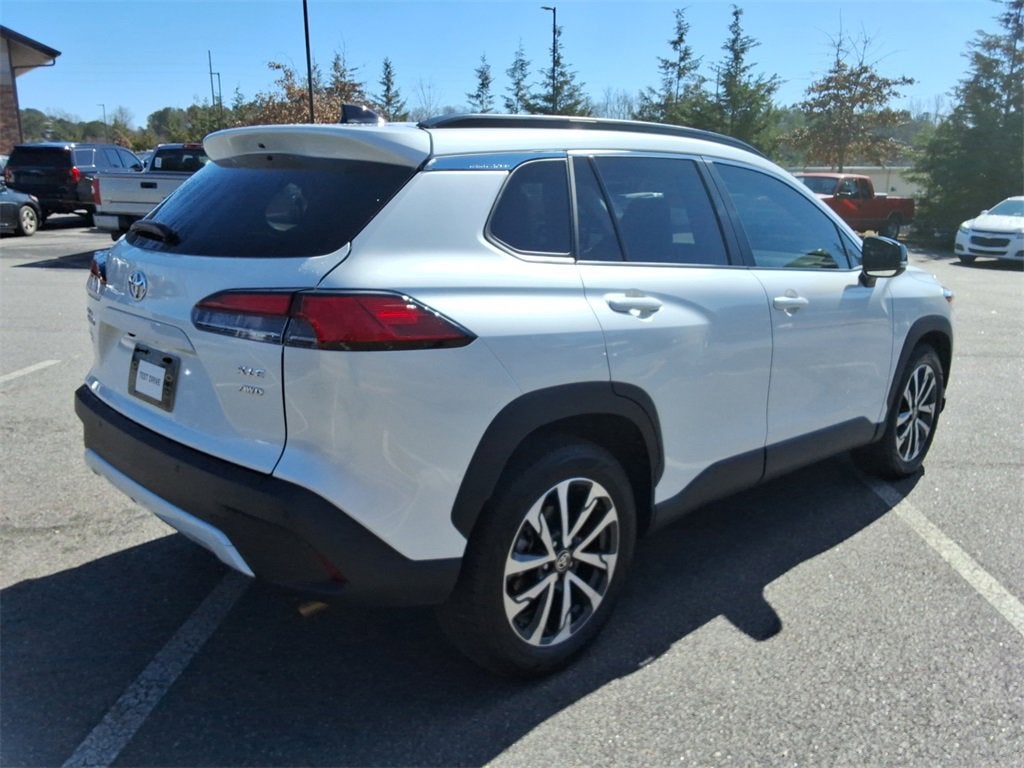 2025 Toyota Corolla Cross XLE