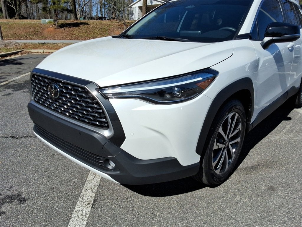 2025 Toyota Corolla Cross XLE