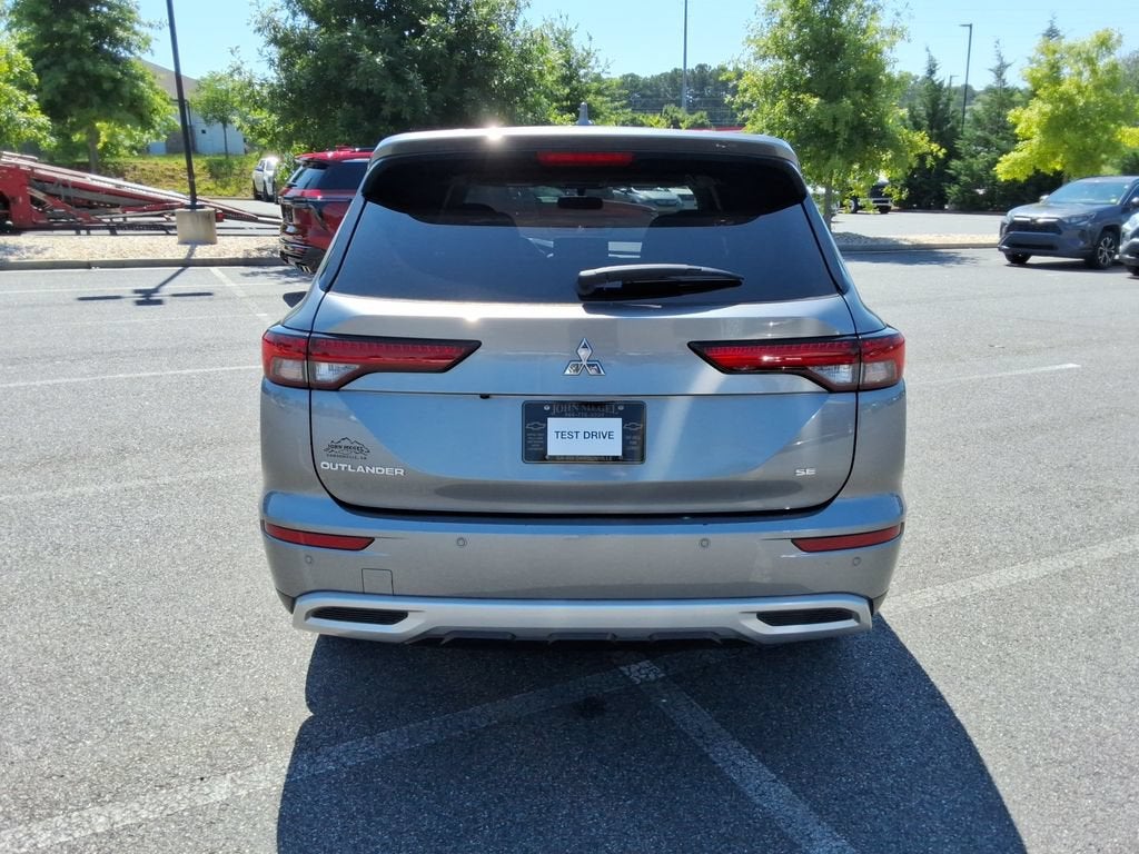 2022 Mitsubishi Outlander SE 2.5 2WD