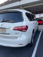 2012 INFINITI QX56 7-passenger