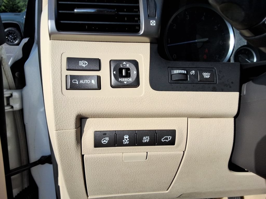 2013 Lexus LX 570 