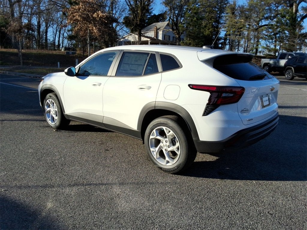 2026 Chevrolet Trax LS