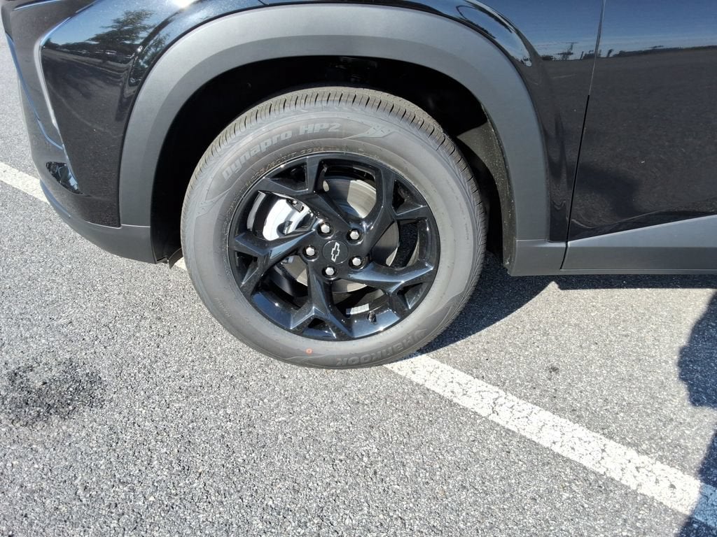 2026 Chevrolet Trax LT - Photo 10
