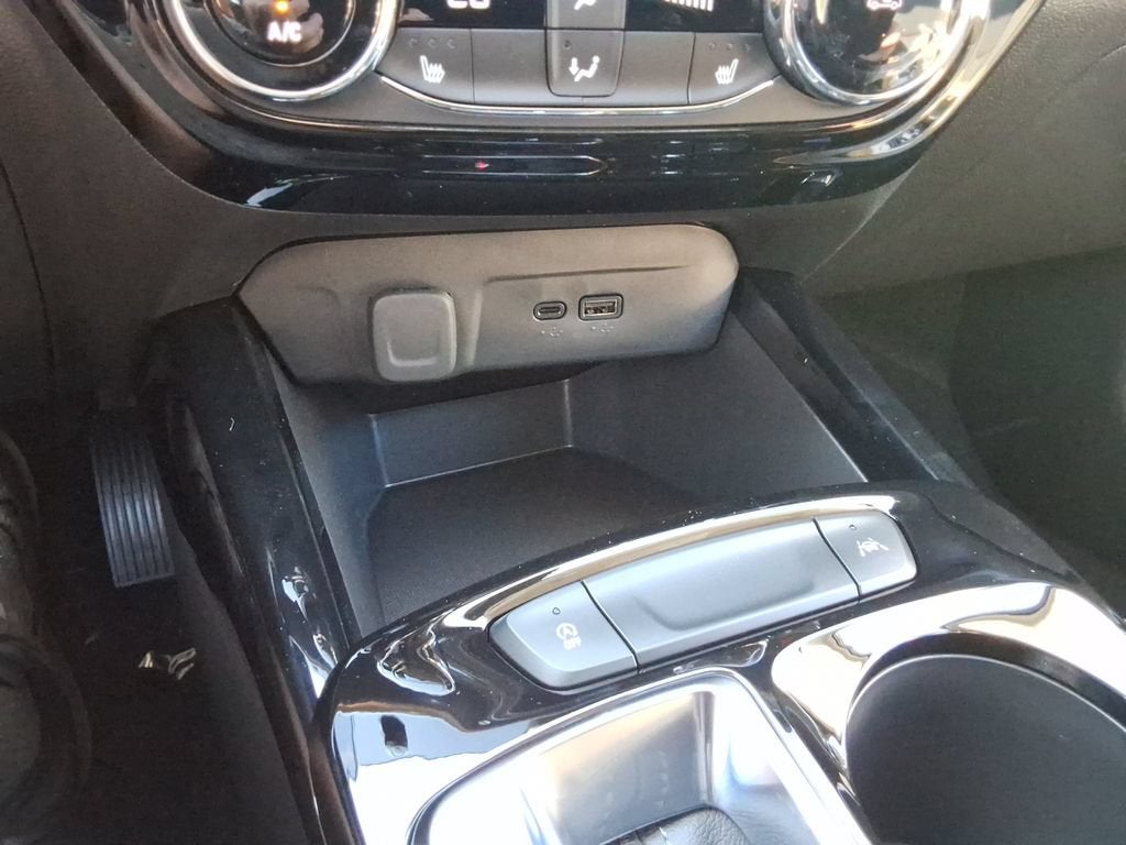 2026 Chevrolet Trax LT - Photo 30