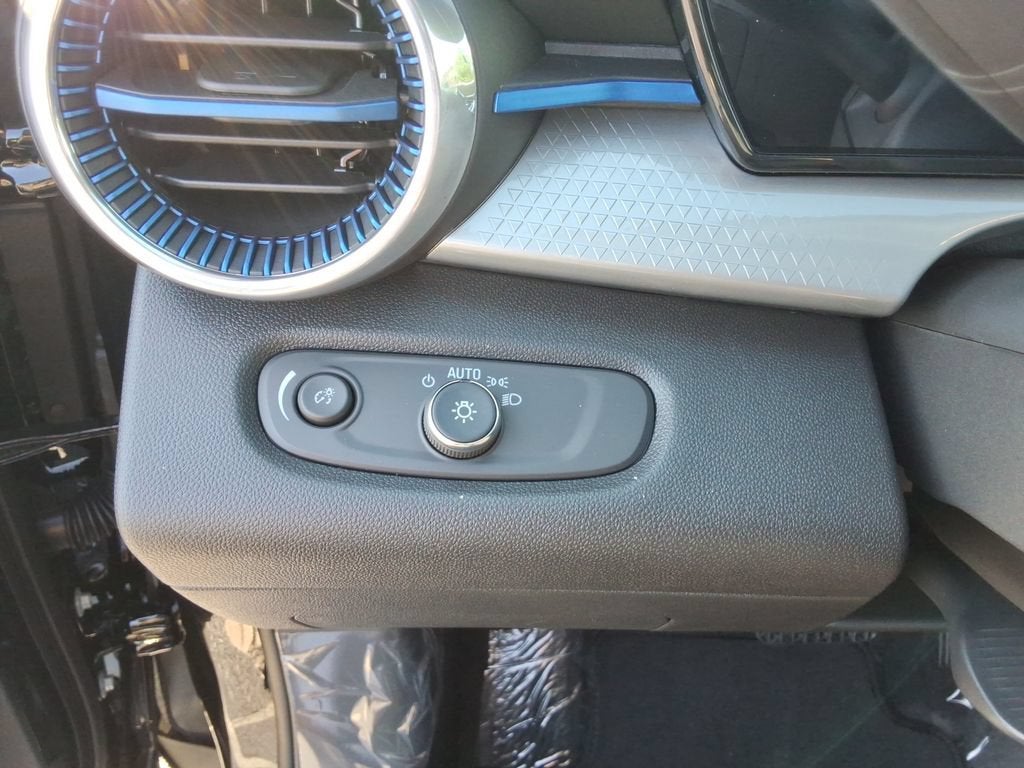 2026 Chevrolet Trax LT - Photo 34