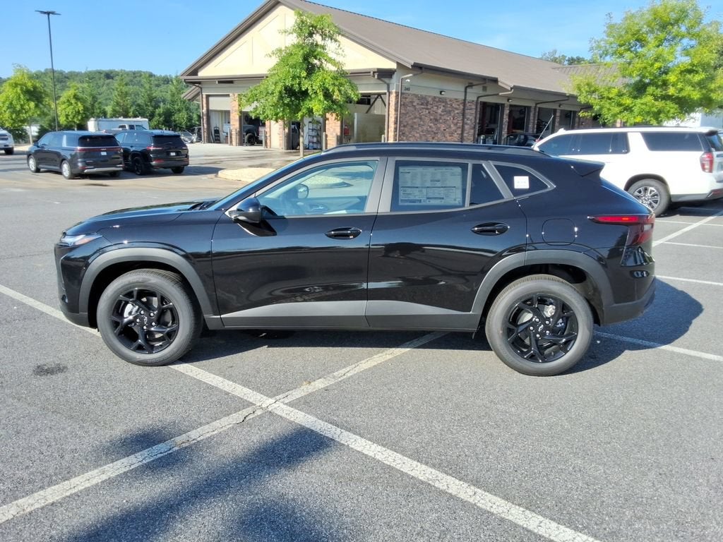 2026 Chevrolet Trax LT - Photo 8