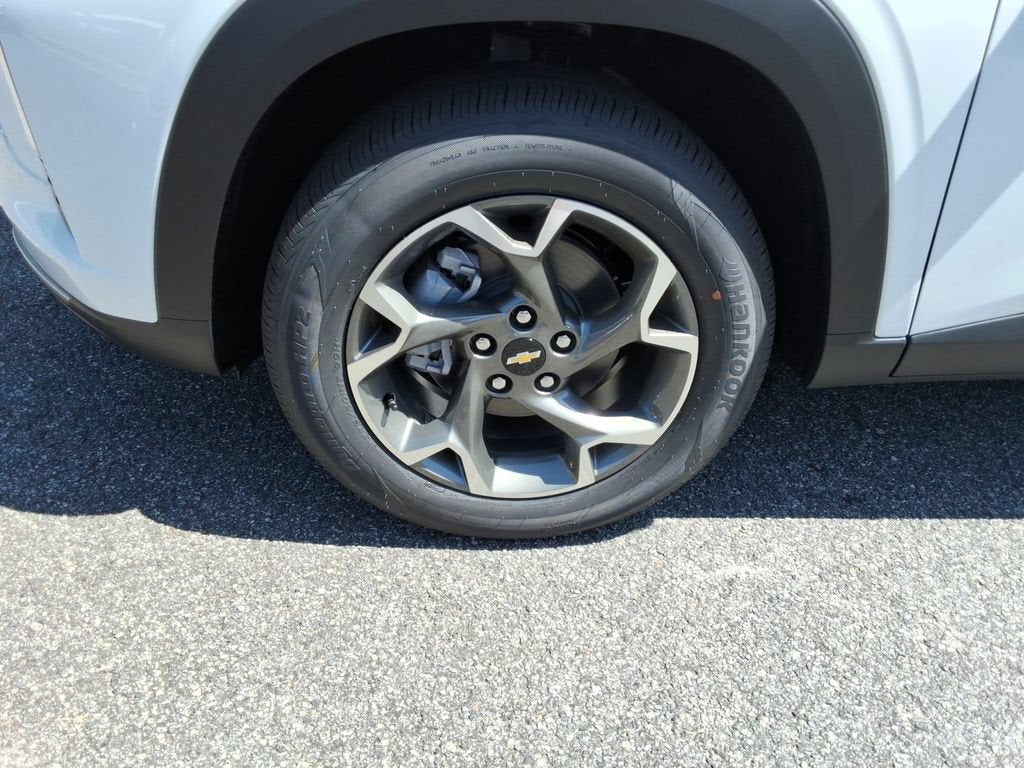 2026 Chevrolet Trax LT - Photo 10