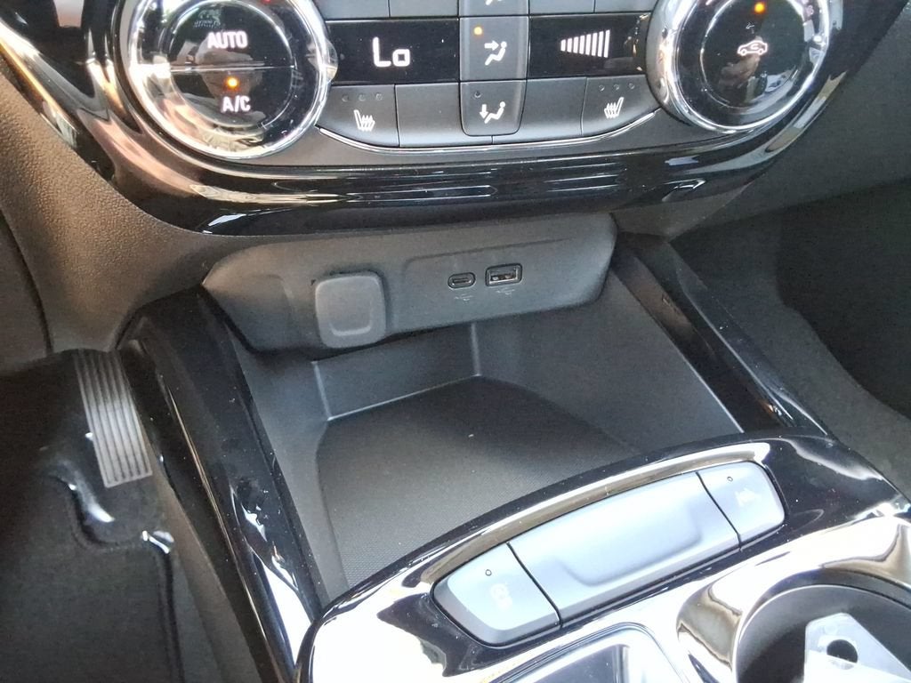 2026 Chevrolet Trax LT - Photo 30
