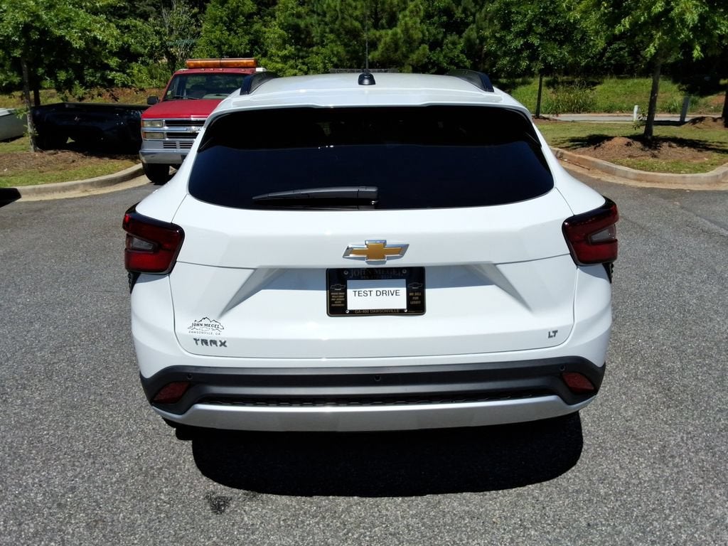 2026 Chevrolet Trax LT - Photo 6