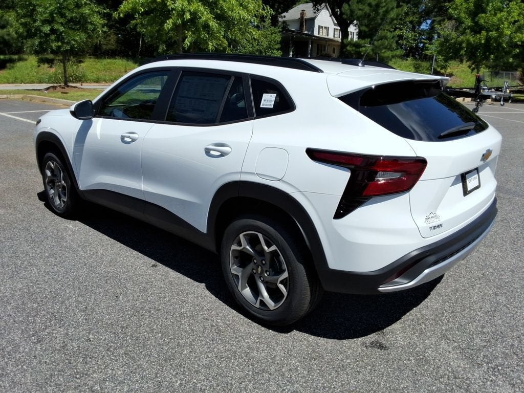 2026 Chevrolet Trax LT - Photo 7