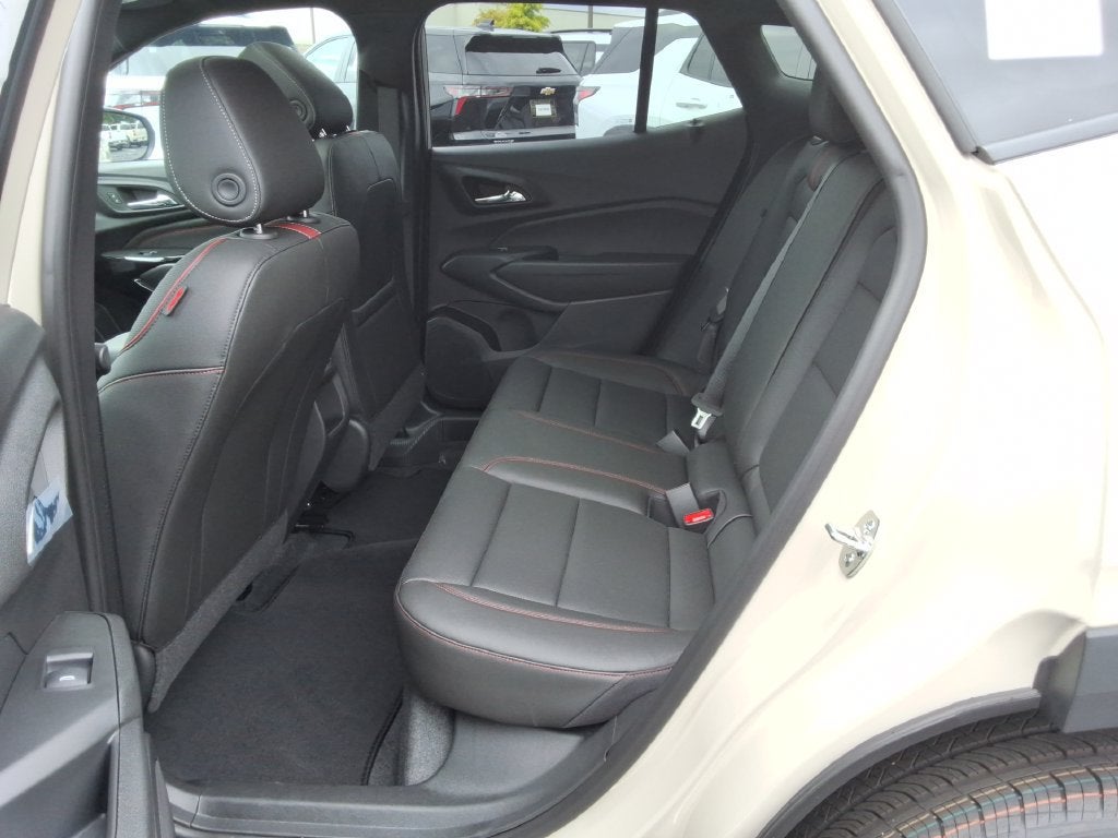 2026 Chevrolet Trax RS - Photo 16