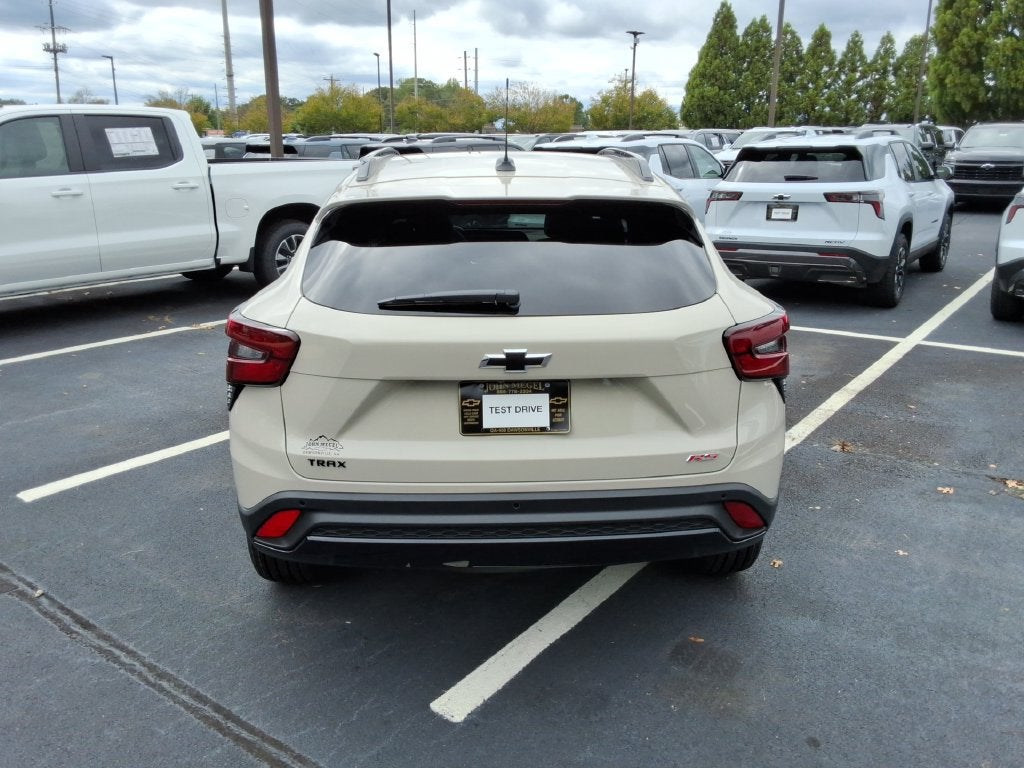 2026 Chevrolet Trax RS - Photo 6