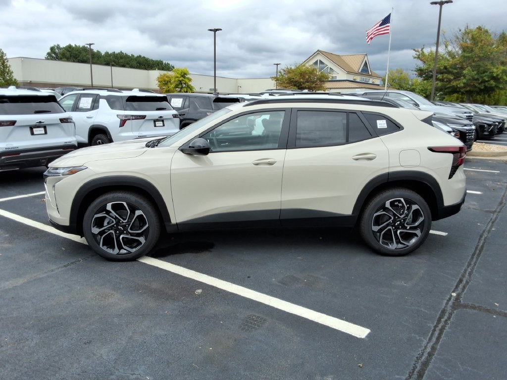 2026 Chevrolet Trax RS - Photo 8