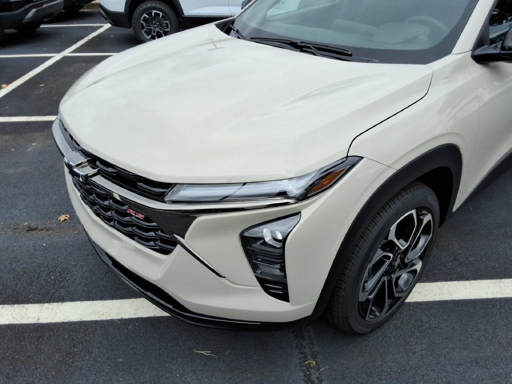 2026 Chevrolet Trax RS - Photo 9