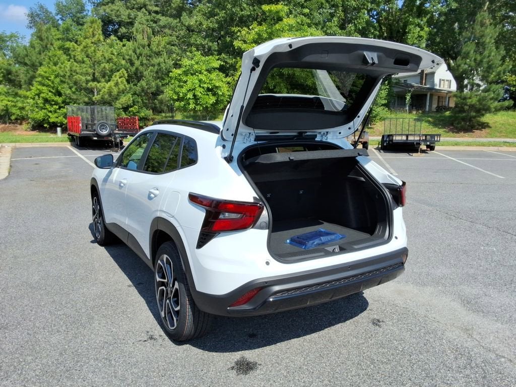 2026 Chevrolet Trax RS - Photo 13