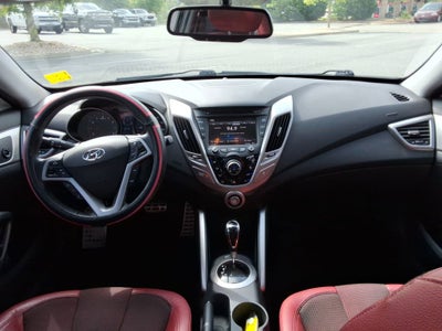 2012 Hyundai Veloster w/Red Int