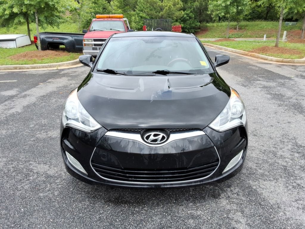 2012 Hyundai Veloster w/Red Int