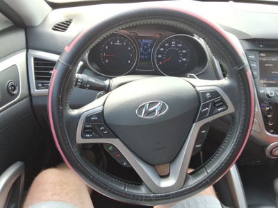 2012 Hyundai Veloster w/Red Int