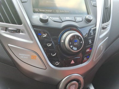 2012 Hyundai Veloster w/Red Int