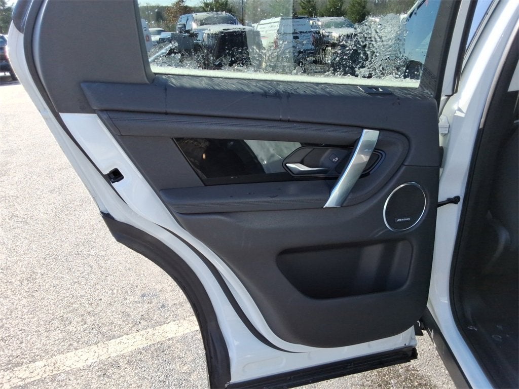 2022 Land Rover Discovery Sport SE