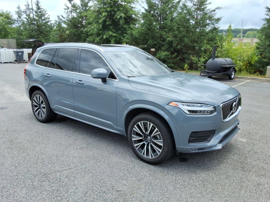 2022 Volvo XC90 T5 Momentum 7 Passenger