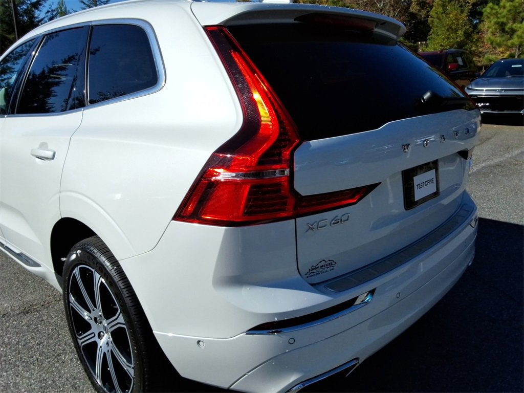 2021 Volvo XC60 Recharge Plug-In Hybrid T8 Inscription