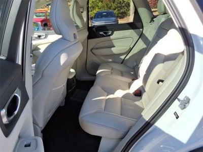 2021 Volvo XC60 Recharge Plug-In Hybrid T8 Inscription