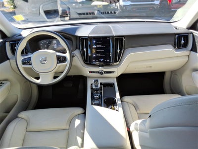 2021 Volvo XC60 Recharge Plug-In Hybrid T8 Inscription