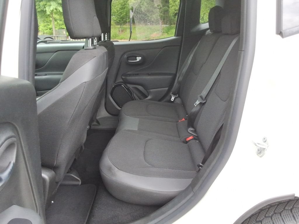 2018 Jeep Renegade Altitude FWD