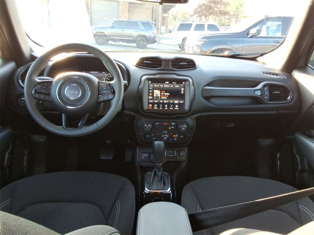 2022 Jeep Renegade Altitude 4x4